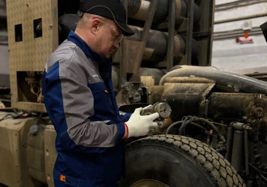 Евгений Коновалов автослесарь 111